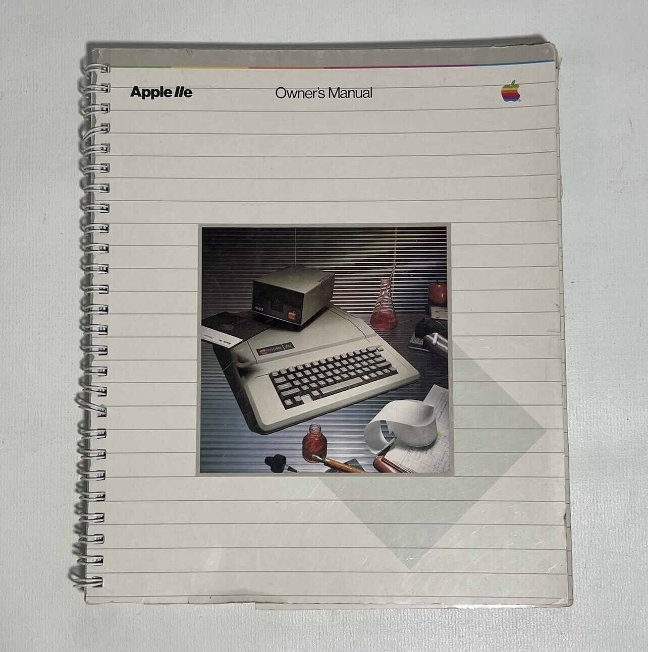 1983 Apple IIe Owner's Manual Original Official Vintage TLX 171576