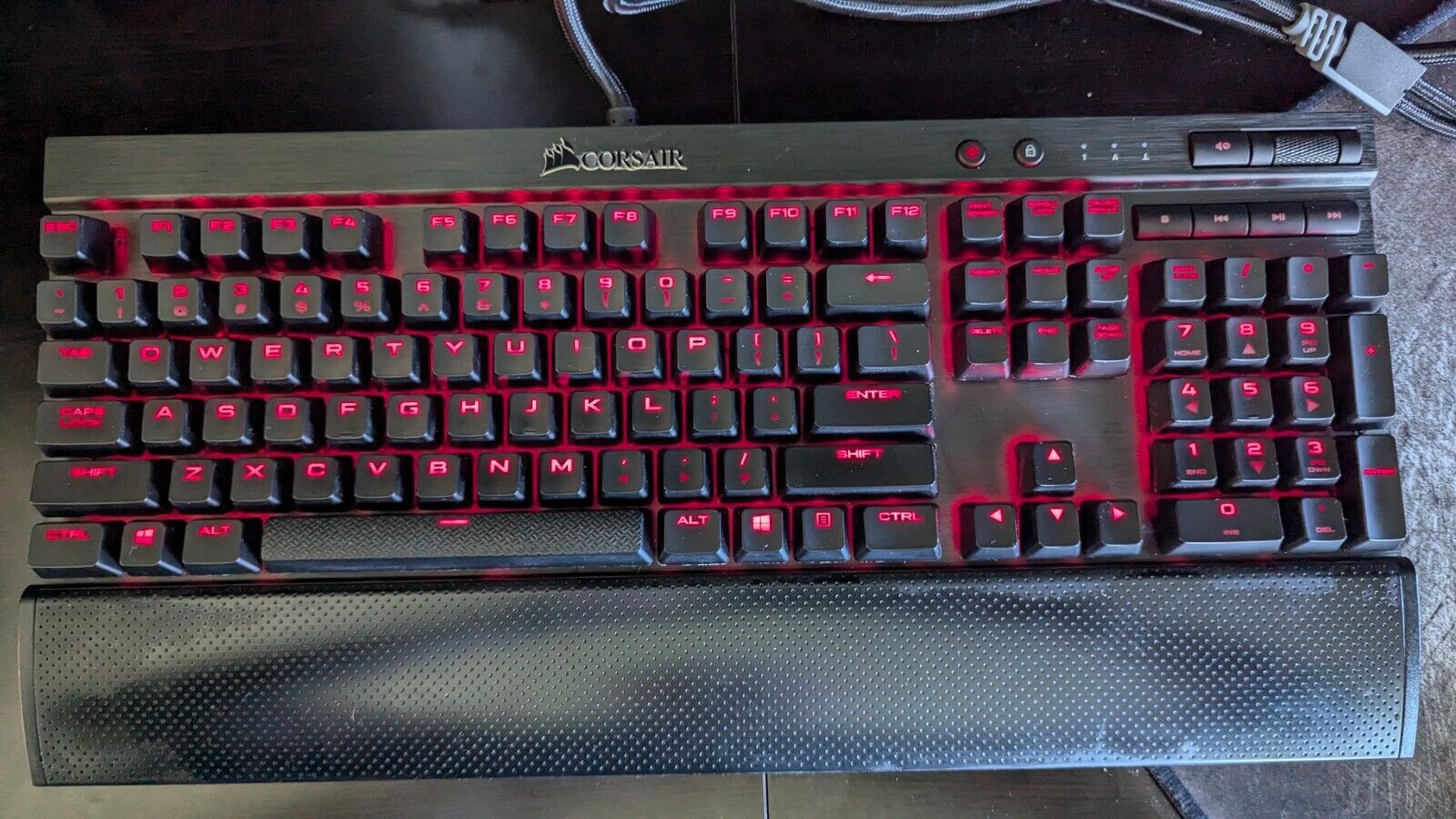 Corsair K70 LUX Red Backlighting Cherry MX Blue Keys Mechanical Gaming Keyboard