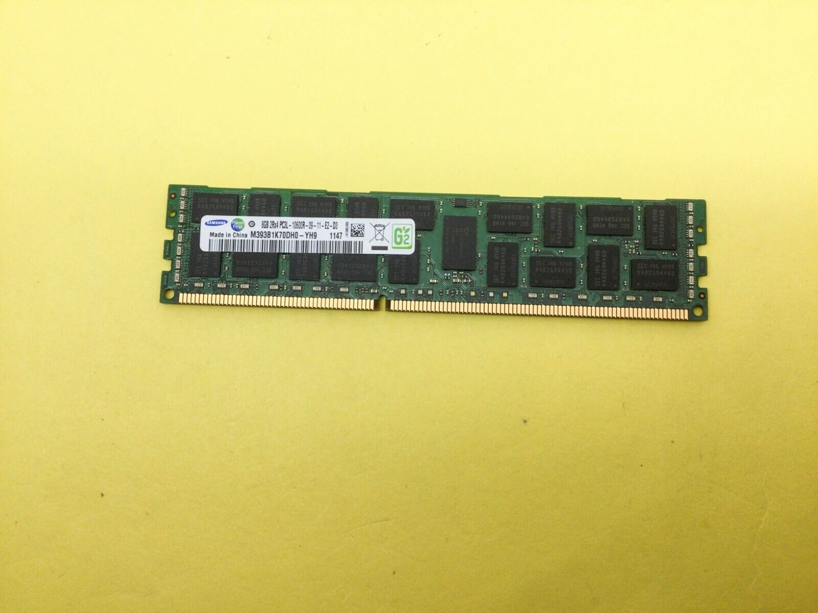 Samsung 8GB (1X8GB) 2RX4 PC3L-10600R DDR3 Server Memory M393B1K70DH0-YH9