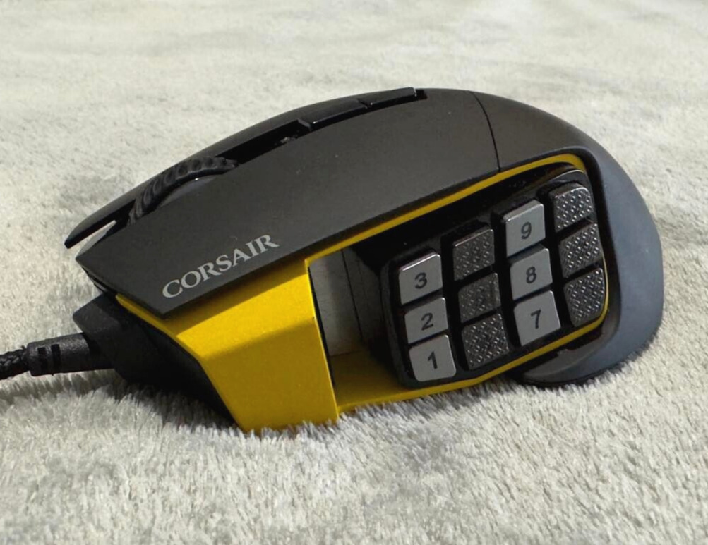 Corsair SCIMITAR Pro RGB Wired Gaming Mouse