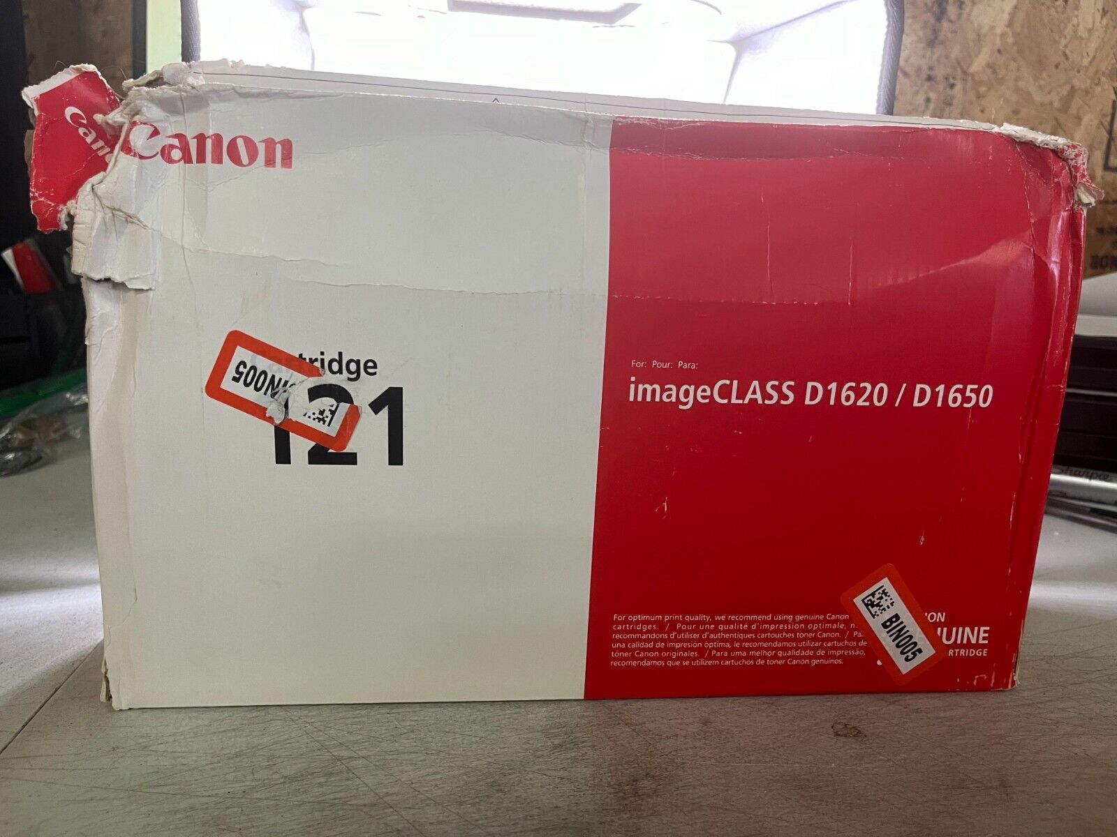 NEW SEALED Genuine Canon 121 Original Toner Cartridge, Black (BOX DAMAGE)