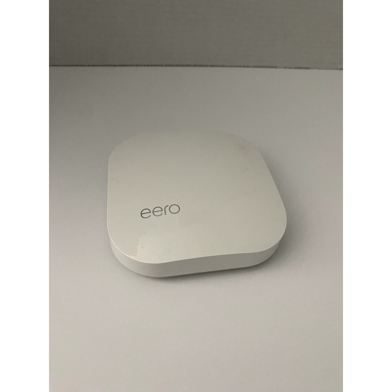 EERO 1st Generation Dual Band Wi-Fi Router without Power Cable