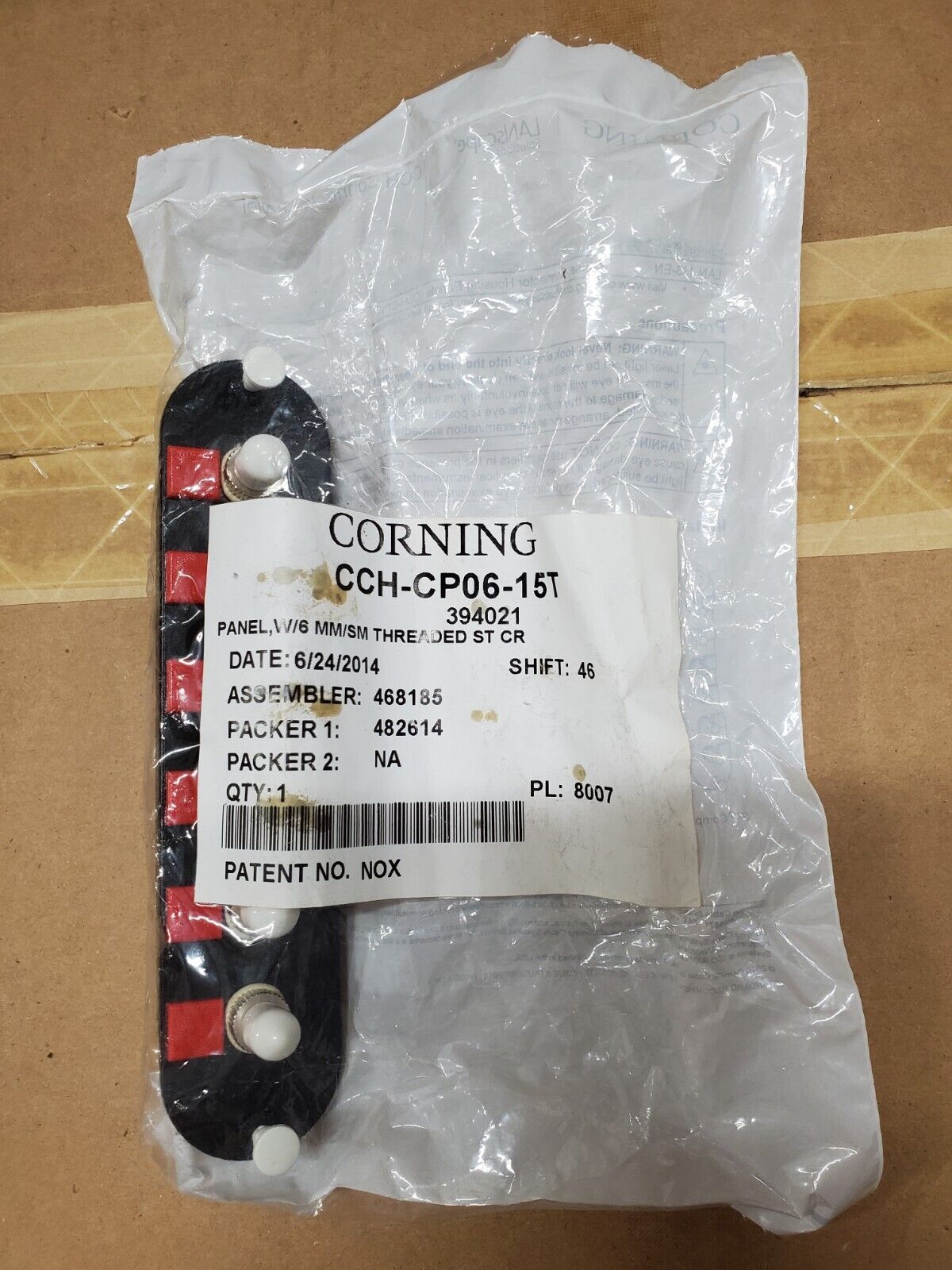 Corning CCH-CP06-15T Panel W/6 Threaded ST MM/SM Connectors