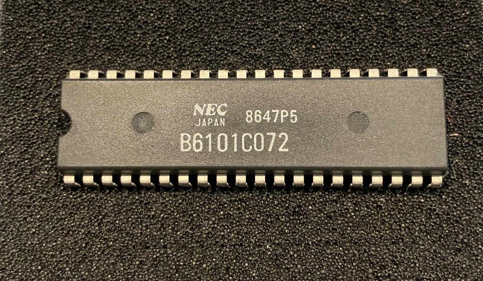 B6101C072 NEC IC vintage computing - Guaranteed NOS Year 1986