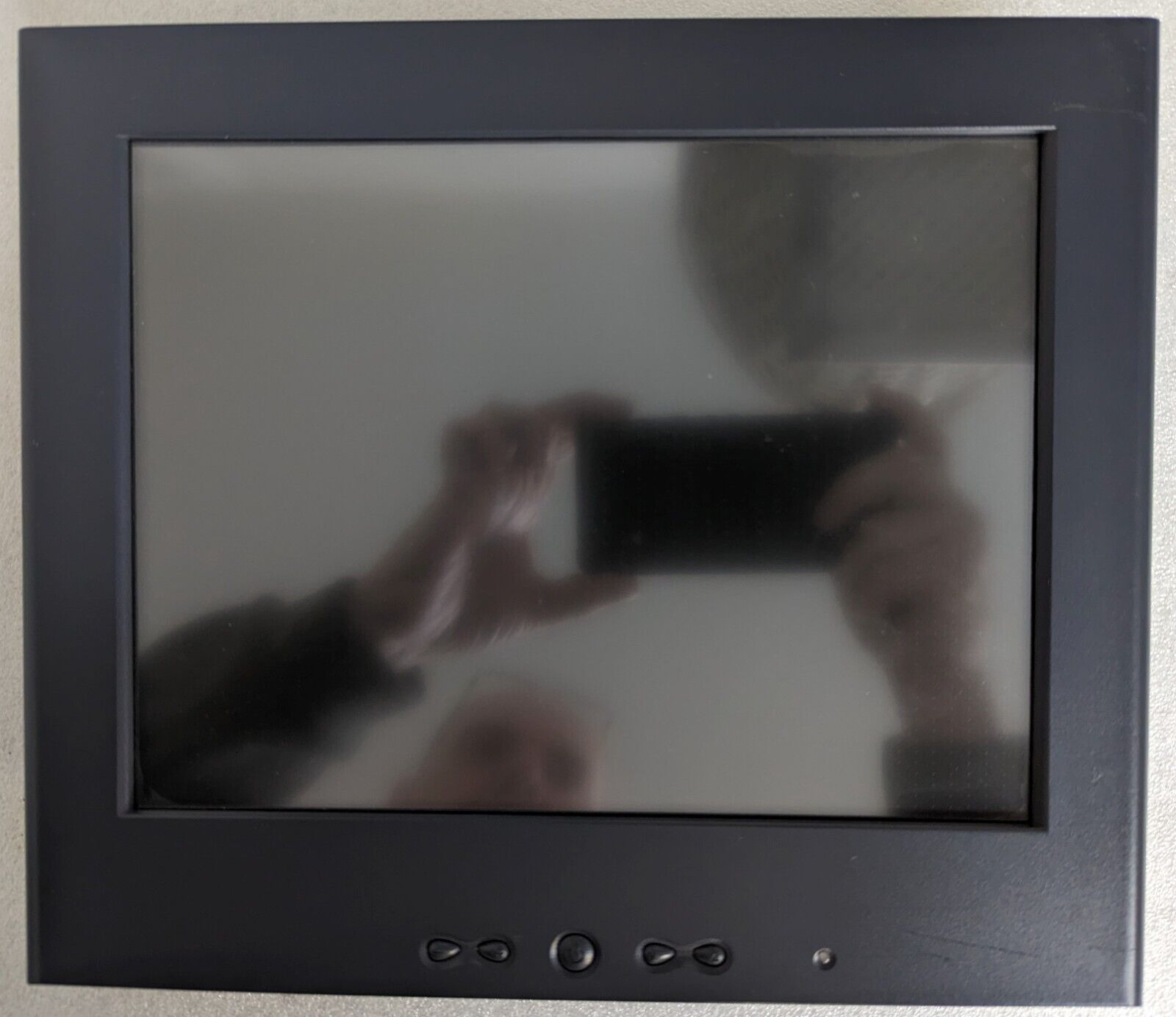 Elo Touch Systems - Touchscreen - ET1224L-75WC-1-NL - USED - Somewhat Dim - 1E03