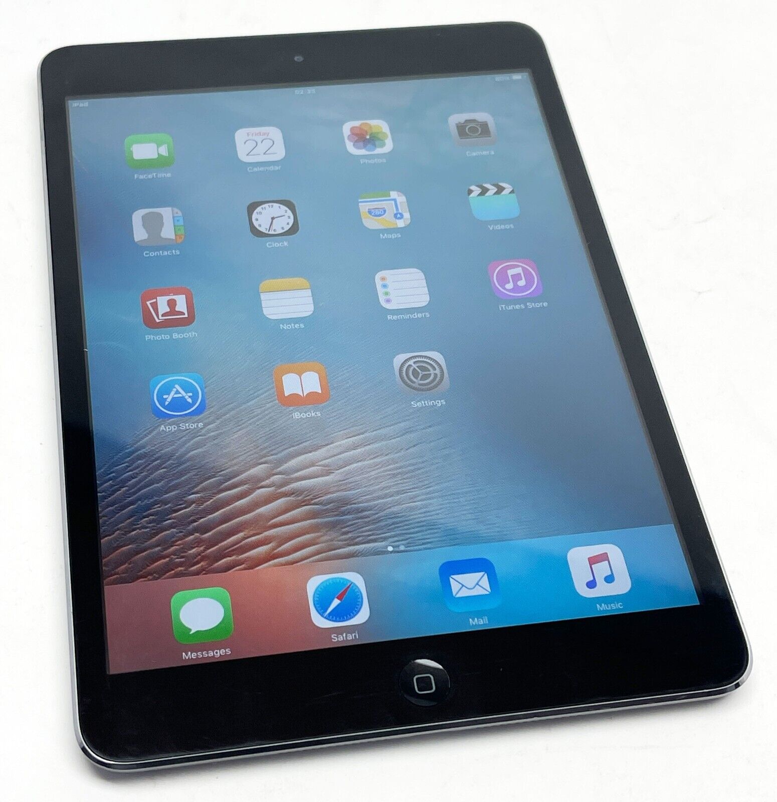 Lot of 10 Apple iPad Min 1st Generation A1432 16GB, 7.9in - Space Gray- Unlocked
