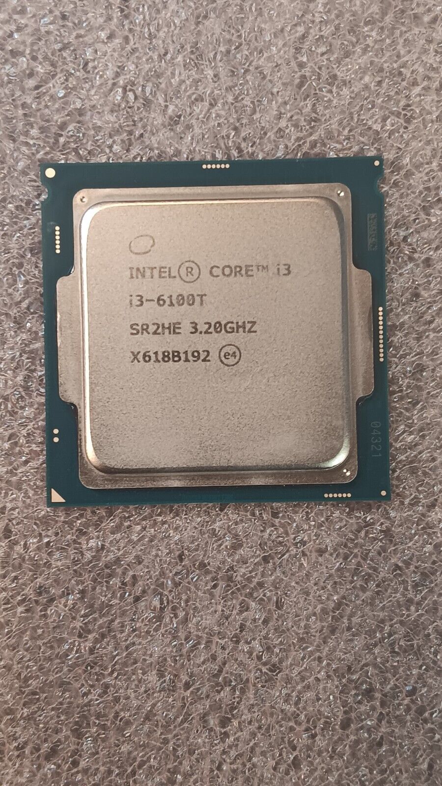 Intel Core i3-6100t SR2HE 3.2Ghz 35W 3 MB FCLGA1151 Desktop CPU Processor