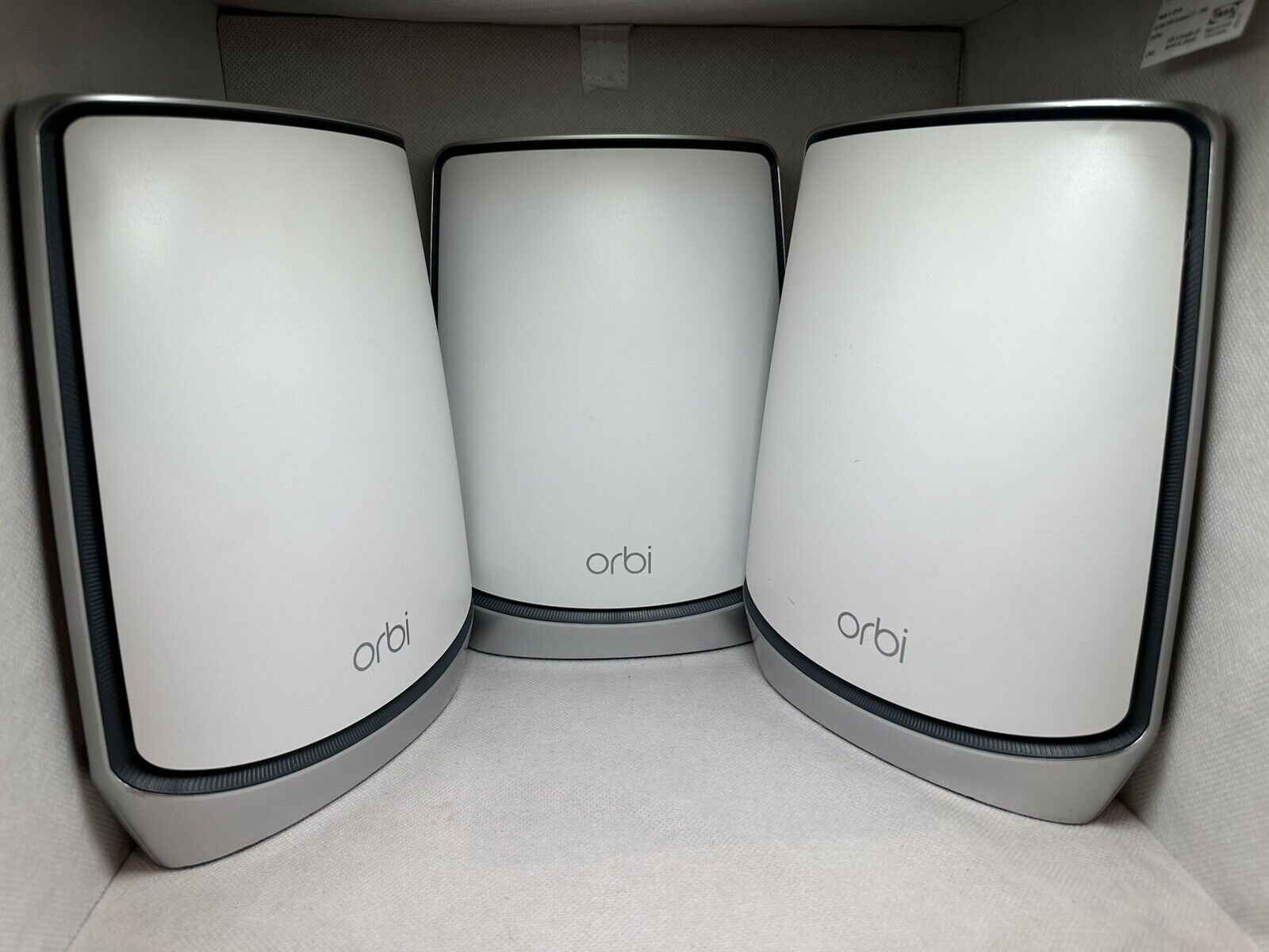 NETGEAR - Orbi 850 Series AX6000 Tri-Band Mesh Wi-Fi 6 System TESTED and Reset