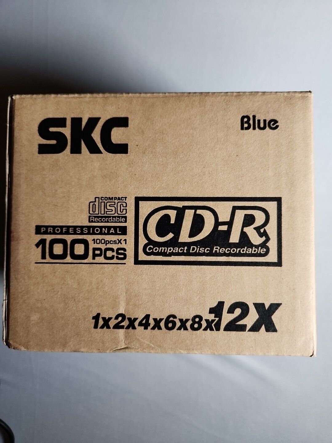 NIB New SKC Professional 100 pcs. Blank CD-R Discs Gold Printable Front Face