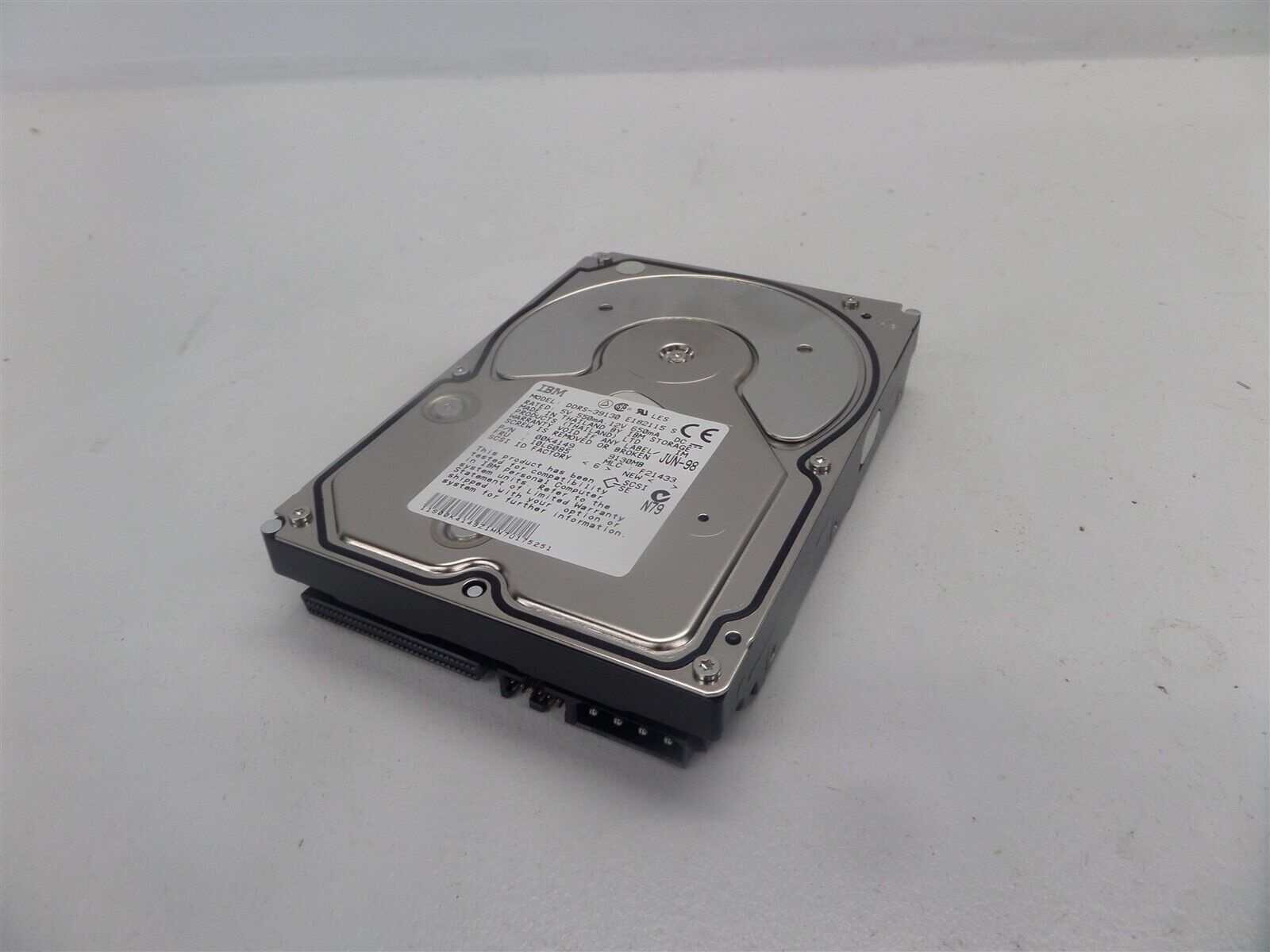 IBM DDRS-39130 9.1GB Ultrawide SCSI 7200RPM Hard Drive 00K4149
