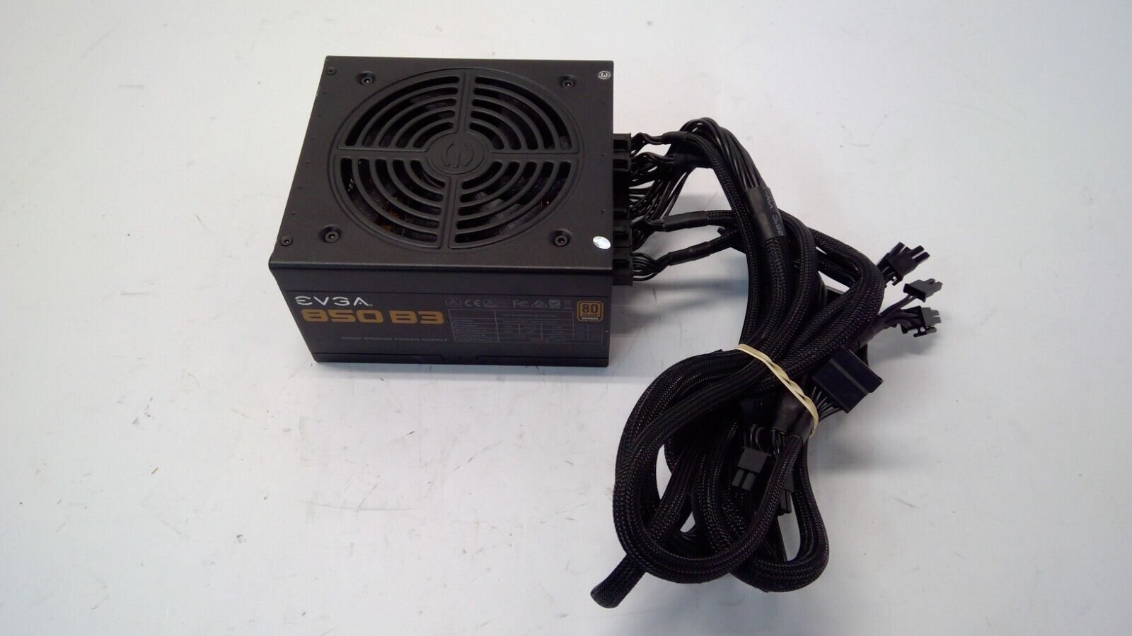 EVGA 850 B3 850W ATX PSU Power Supply Fully Modular 80+ Bronze Missing CPU Cable