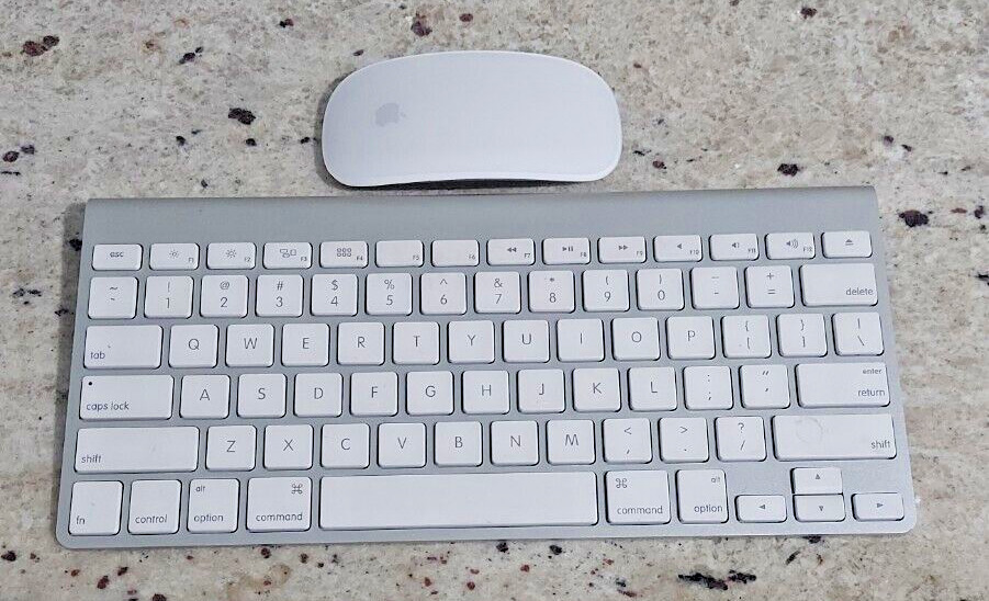 CLEAN Apple Wireless Keyboard A1314 and Magic Mouse A1296