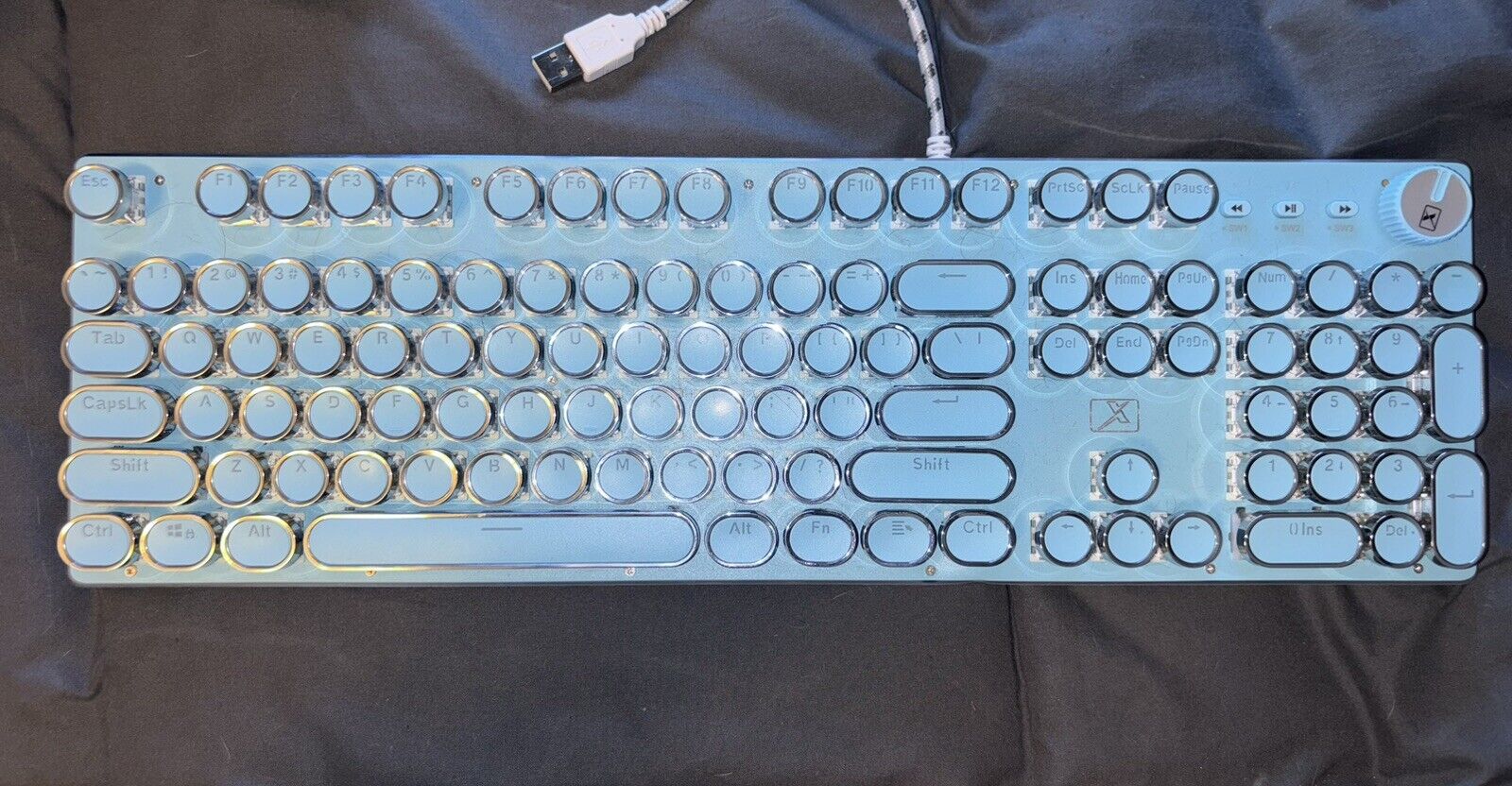 Light Up Aesthetic Retro Punk Mechanical Typewriter Keyboard RGB 104 Keys Wired