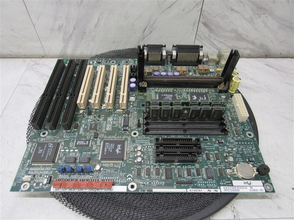 Retro INTEL E139761 Motherboard Pentium II Compat w/ RAM 3 x ISA SLOTS