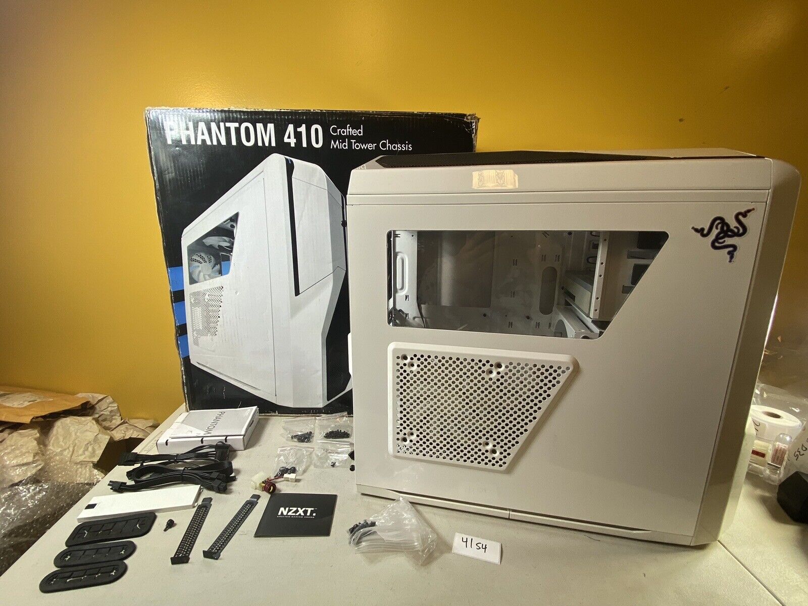 NZXT Phantom 410 Crafted ATX Mid Tower PC case Chassis Computer & Parts Lot 41S4