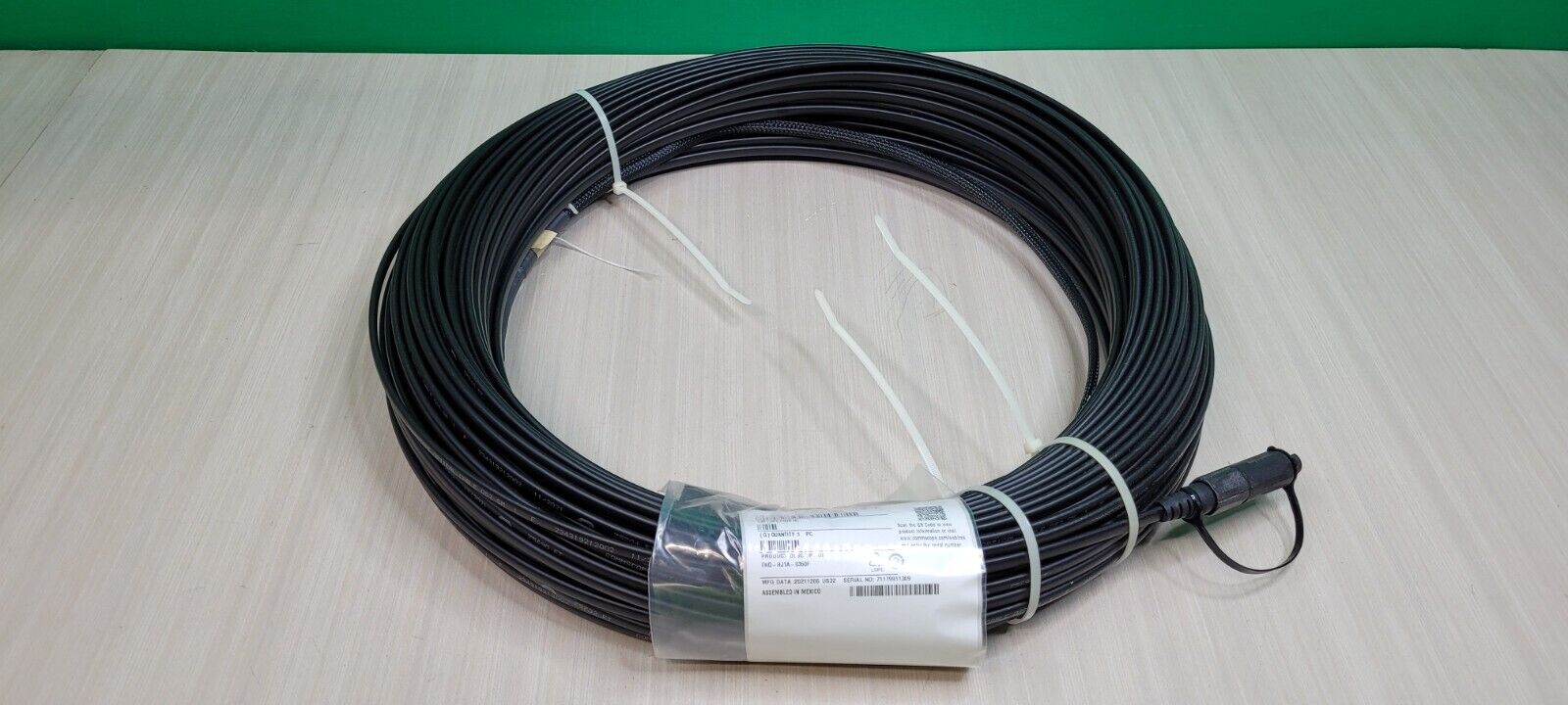 COMMSCOPE FHD Series FHD-HJ1D-0350F Fiber Optic Drop Cable SC/APC Flat, 350 ft