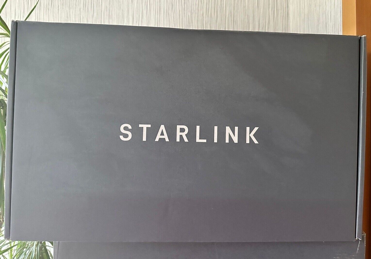 Starlink Internet Standard Kit - Wi-Fi Router + Dish - NEW & ORIGINAL PACKAGING