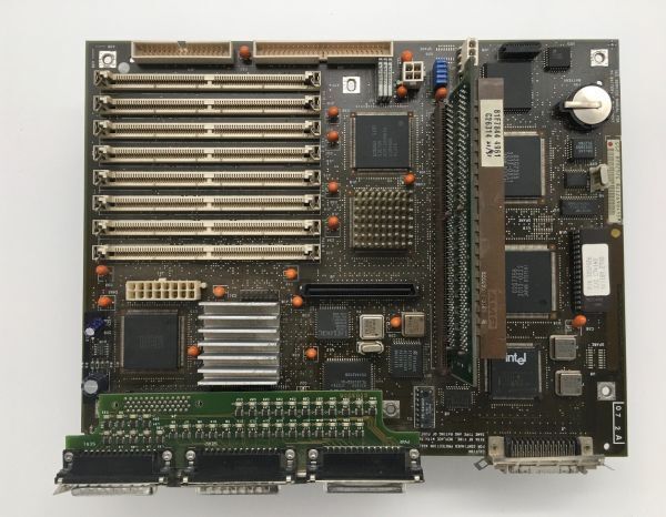 IBM pSeries RS6000 MB,RISER, W/10G8644