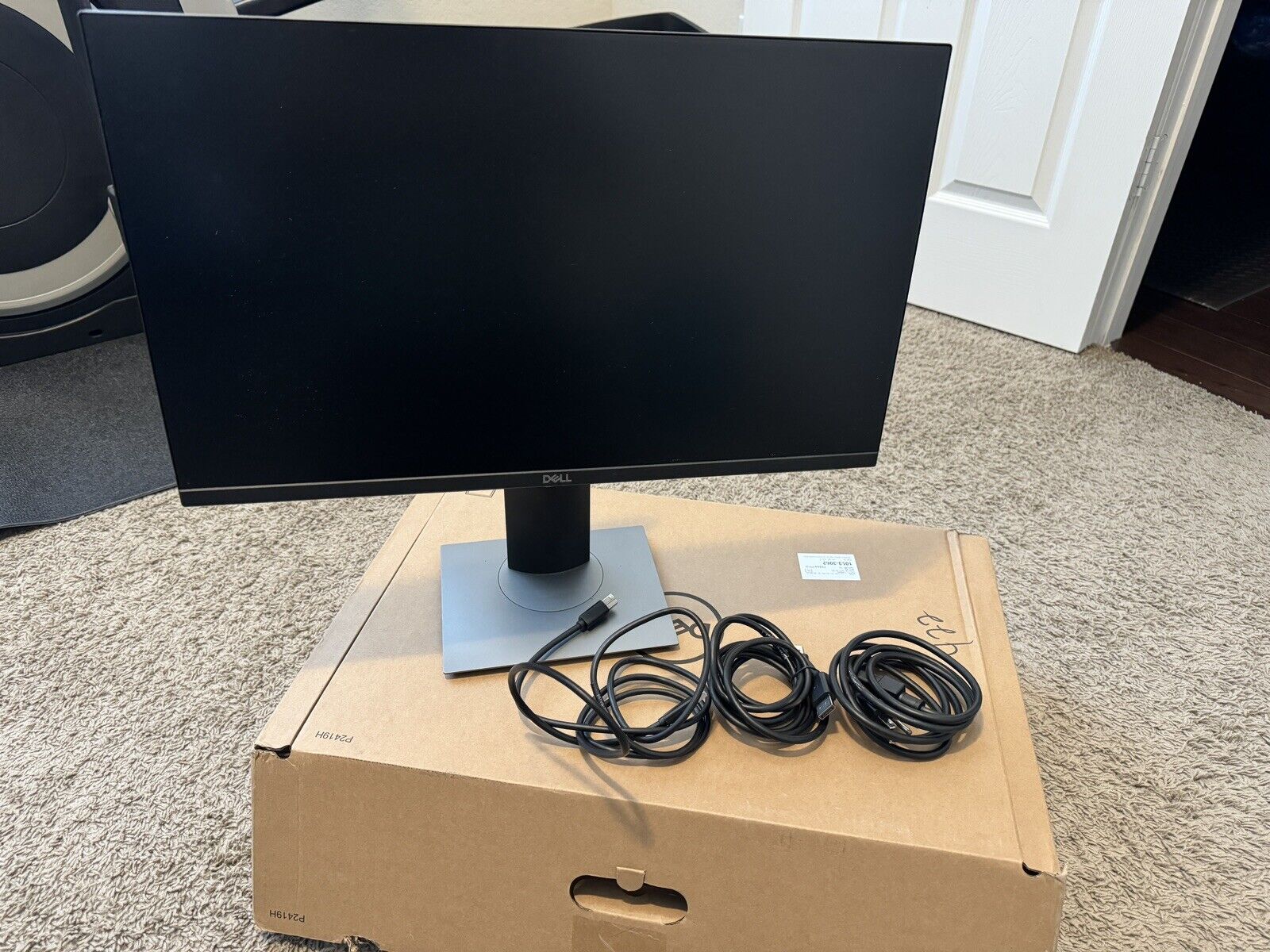 Dell P2419H LED Monitor Full HD (1080p) - USED