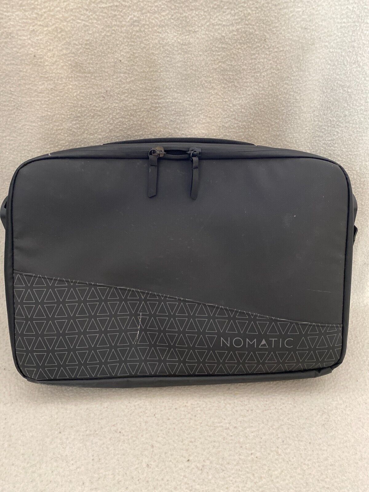 Nomatic Messenger Laptop Bag in Black
