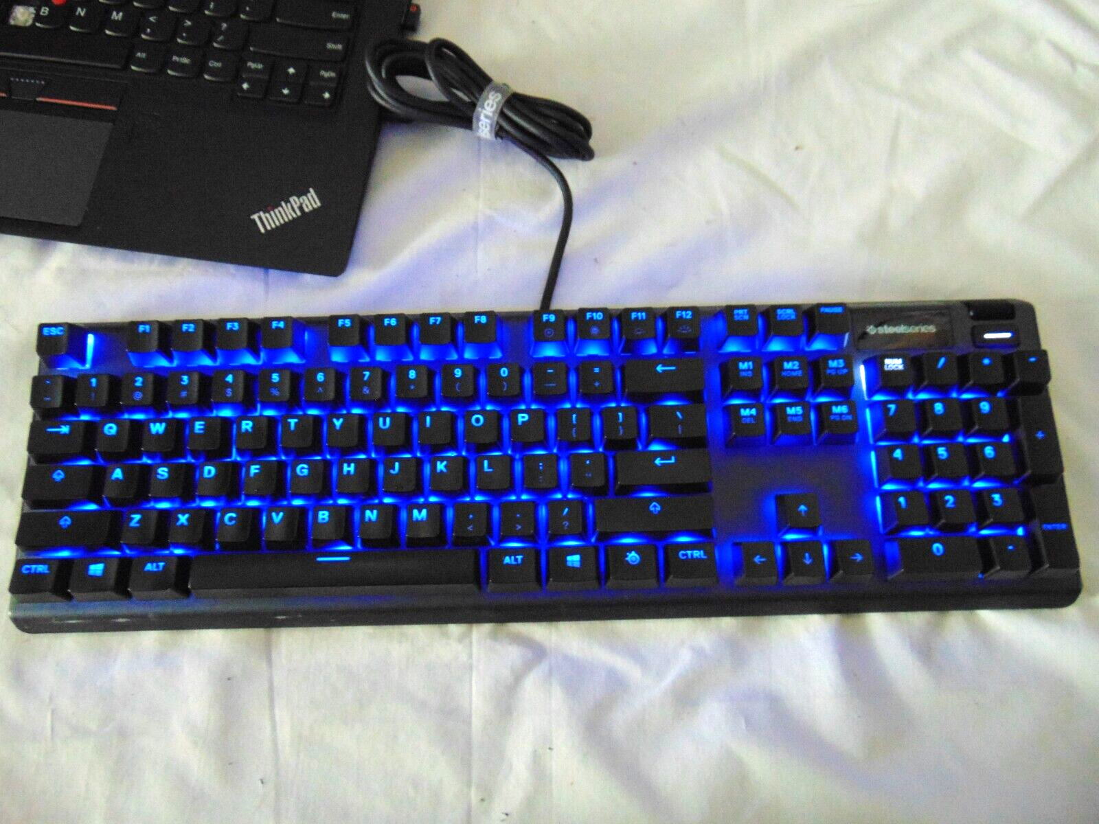 SteelSeries Apex 5 USB Wired Mechanical Keyboard, KB-00013 w/ Mag Palm Rest