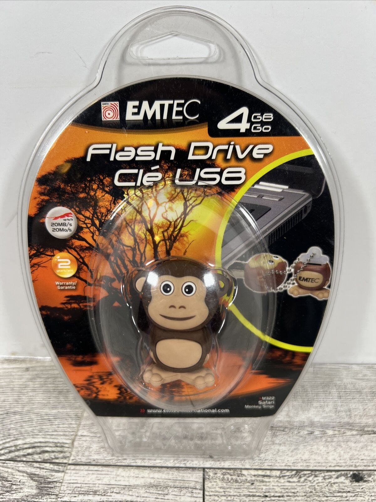 EMTEC 4 GB USB 2.0 FLASH DRIVE NEW UNOPEN SAFARI MONKEY SINGLE PLUG AND PLAY