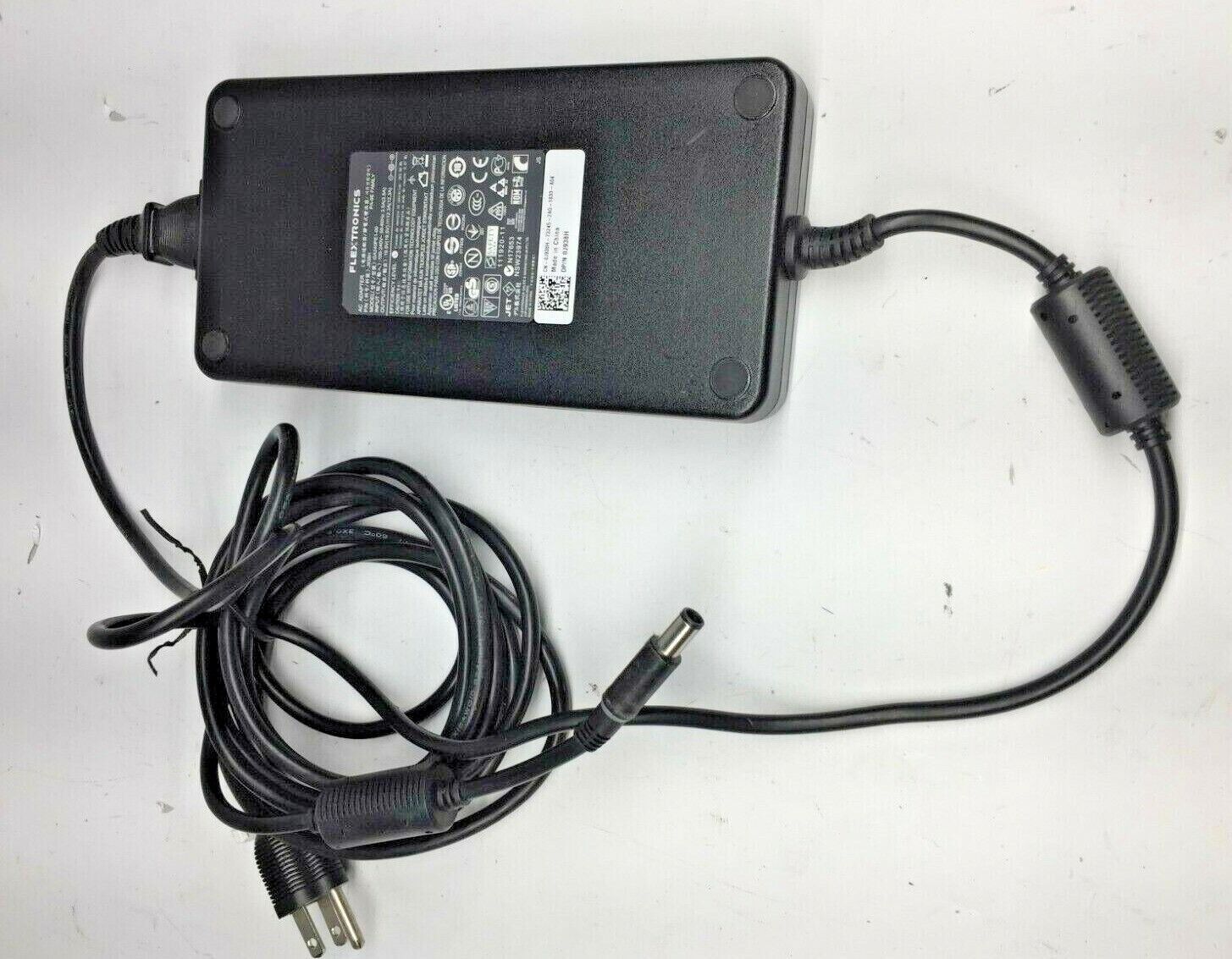Dell 240W 19.5v 12.3a  AC Adapter 17 R3 R4 R5 laptop charger