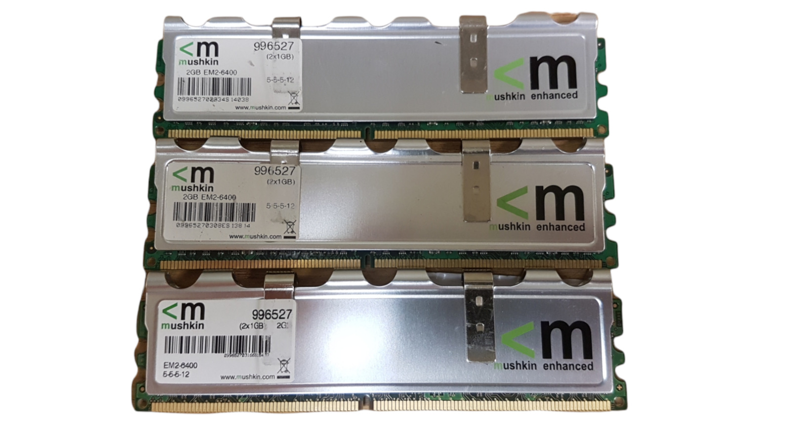 Kit of 3 Mushkin EM2-6400 996527 3GB (3x1GB) DDR2 desktop RAM memory