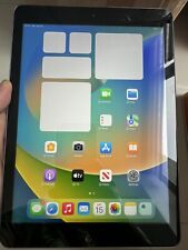 iPad 5th Generation 32gb WiFi Only picture
