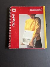 Vintage 1983 Apple Presents the Apple IIc An Interactive Owner's Guide 030-0872B picture