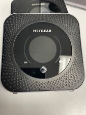NETGEAR Nighthawk MR1100 Mobile Hotspot Router - Black (AT&T) - Good picture