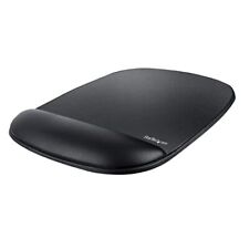 StarTech.com Mouse Pad with Hand rest, 6.7x7.1x 0.8in [17x18x2cm], Ergonomic picture