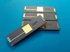AMIGA CPU MK68000P-8B Mostek 68000 CPU 8 MHz DIP64 Gold Ceramic - RARE (NEW) picture