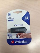 Verbatim Store 'n' Go V3 USB 3.0 Drive 32GB Black/Gray 49173 picture