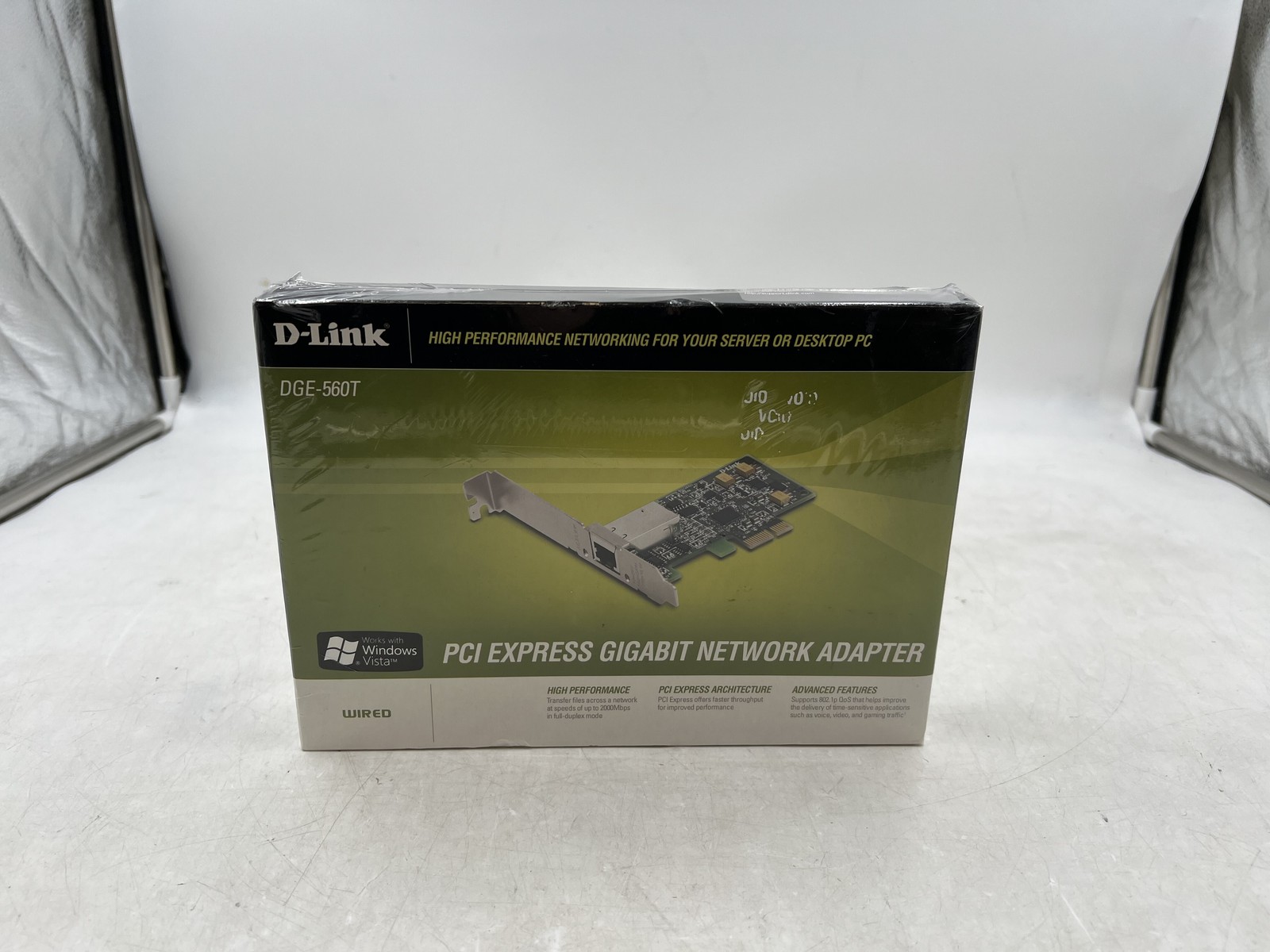 NEW SEALED D-Link Giga Express DGE-560T PCI Express Gigabit Network Adapter