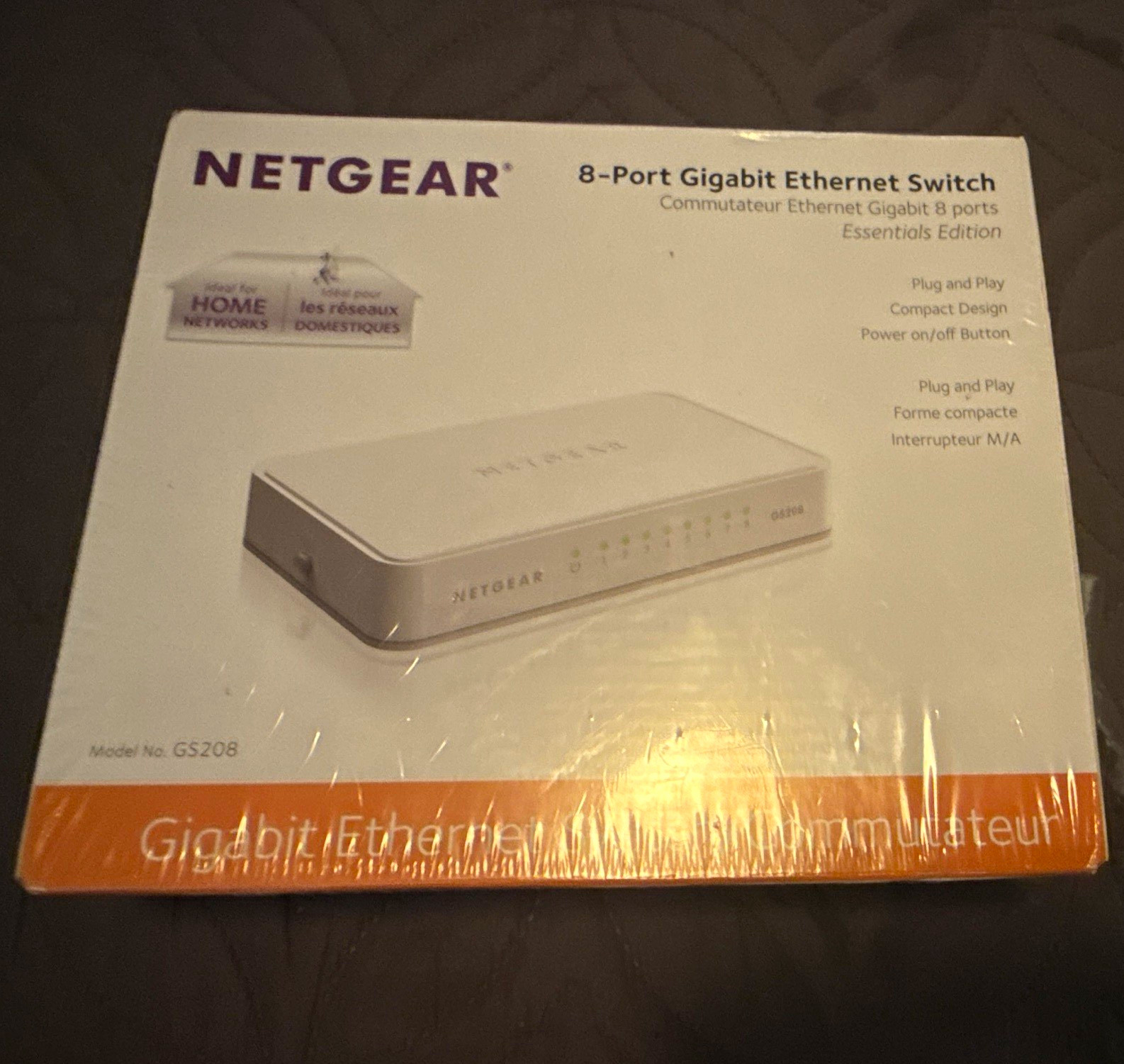 NETGEAR GS208 8-Port Gigabit Unmanaged Ethernet Switch RJ-45 Standalone