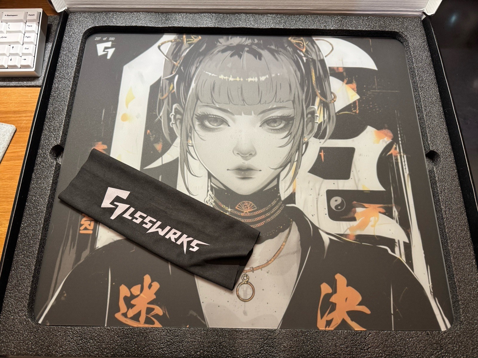 GLSSWRKS Akari Limited Premium Glass Gaming Mousepad