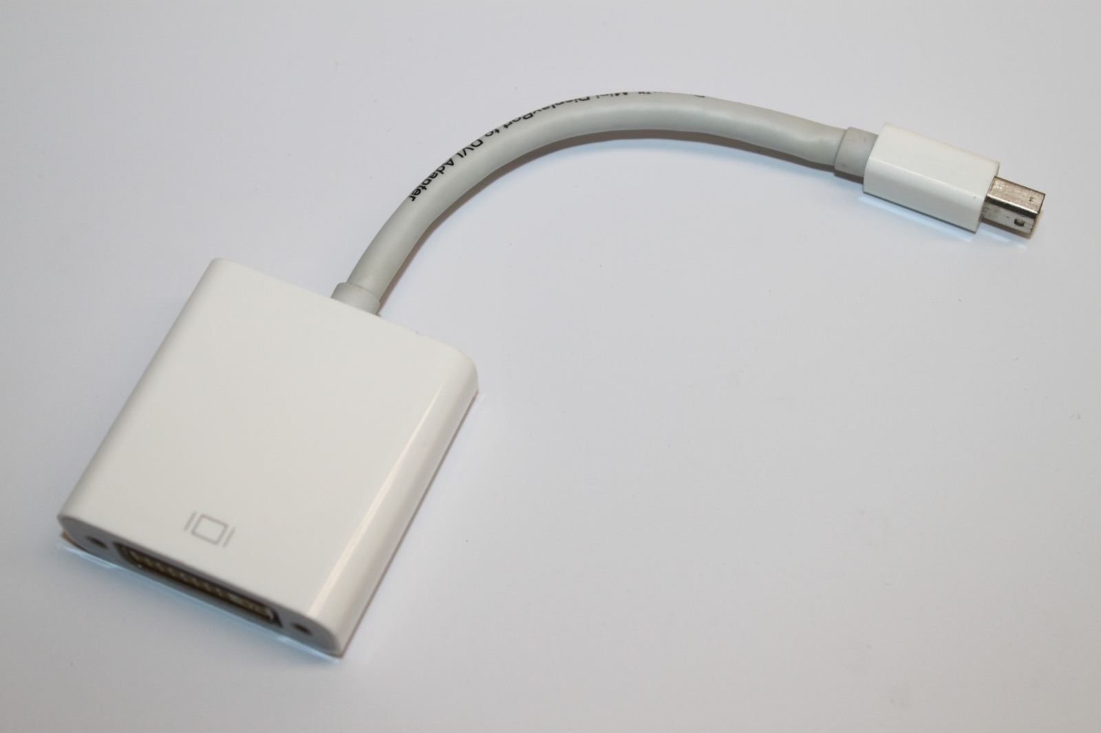 Dynex DX-AP170 Mini Display Port to DVI Adapter Monitor TV Projector Connector