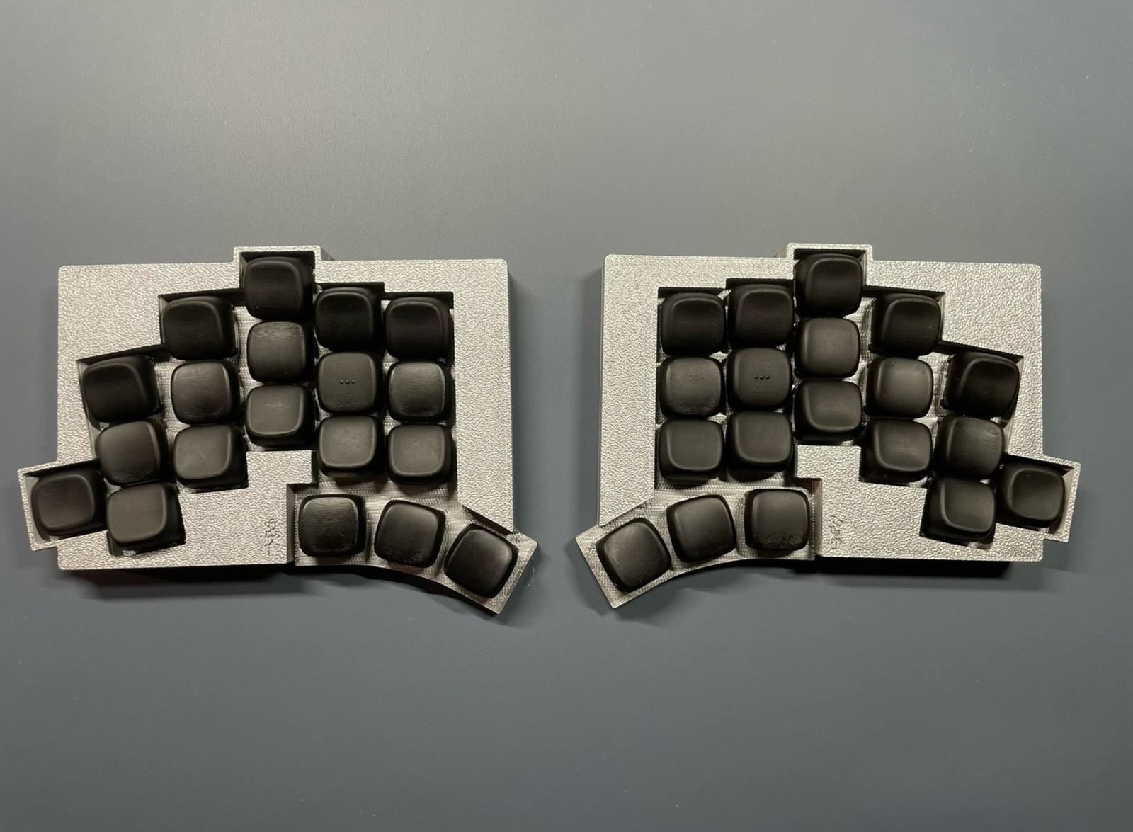 Totem Split Keyboard Ready to Use, Low Profile Wireless, Hot Swap ChocSwitch ZMK