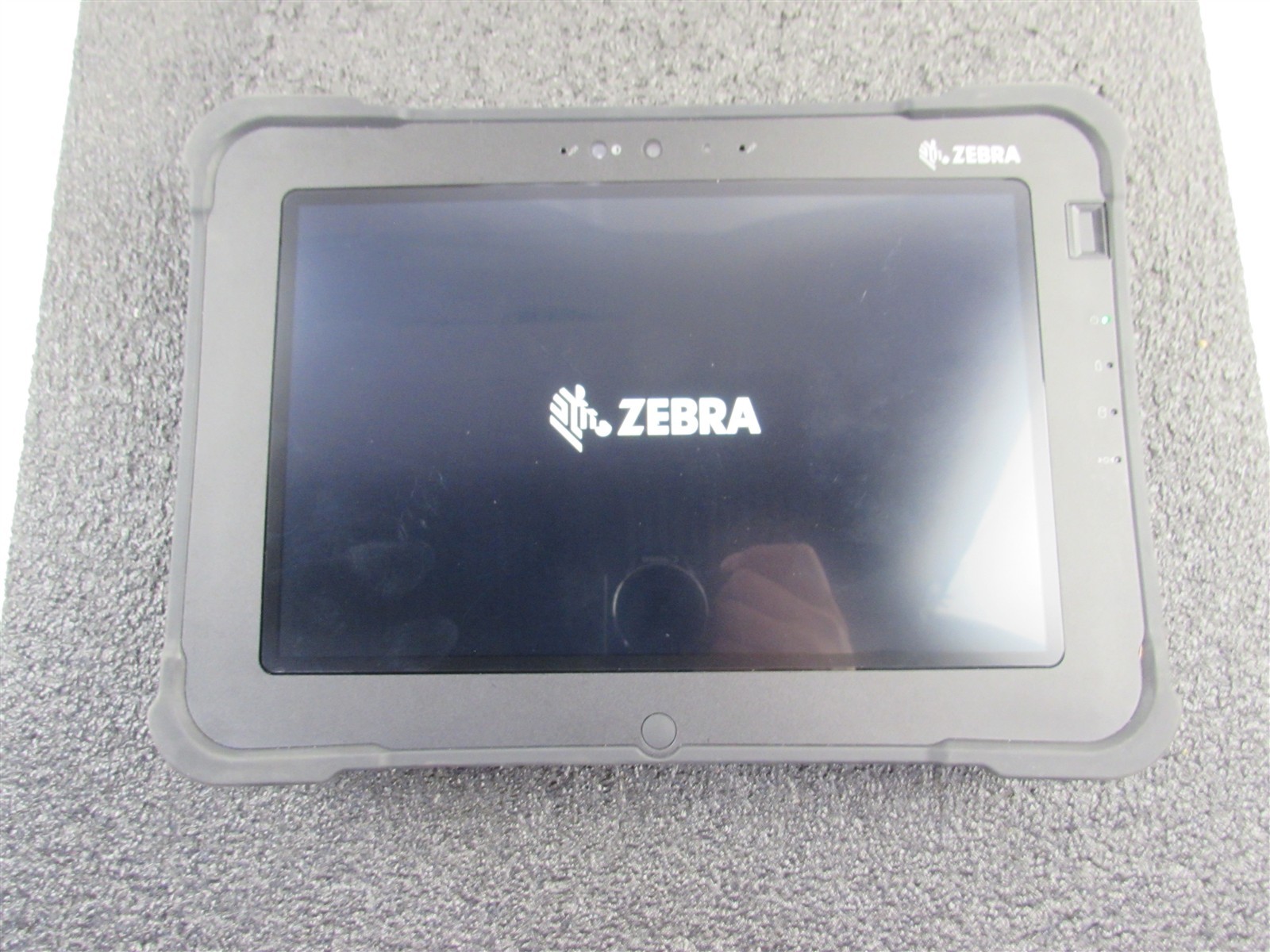 ZEBRA XPLORE XSLATE L10 TOUCH 10.1" CORE I5-8250U 128GB SSD 8GB RAM NO O.S