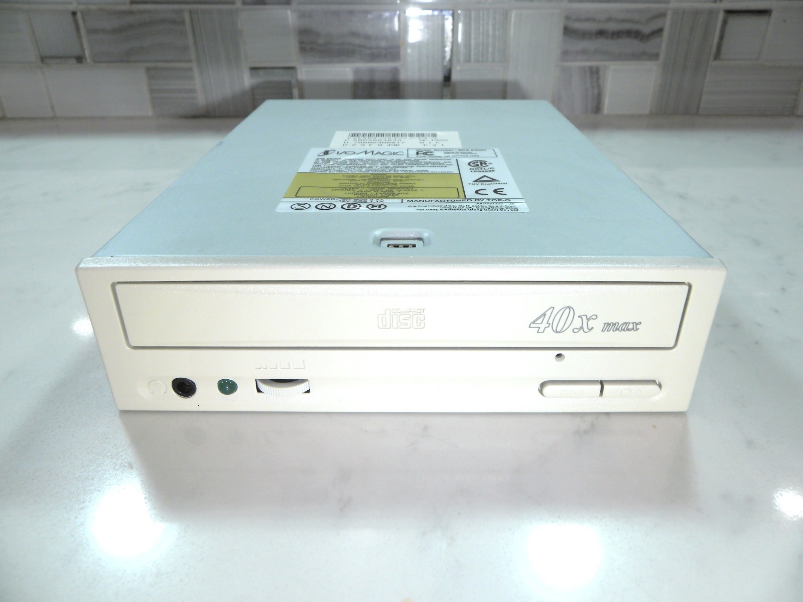 I/O Magic BCD E520C 40x Cd-Rom Internal IDE Optical Drive cd-Rom TESTED WORKING