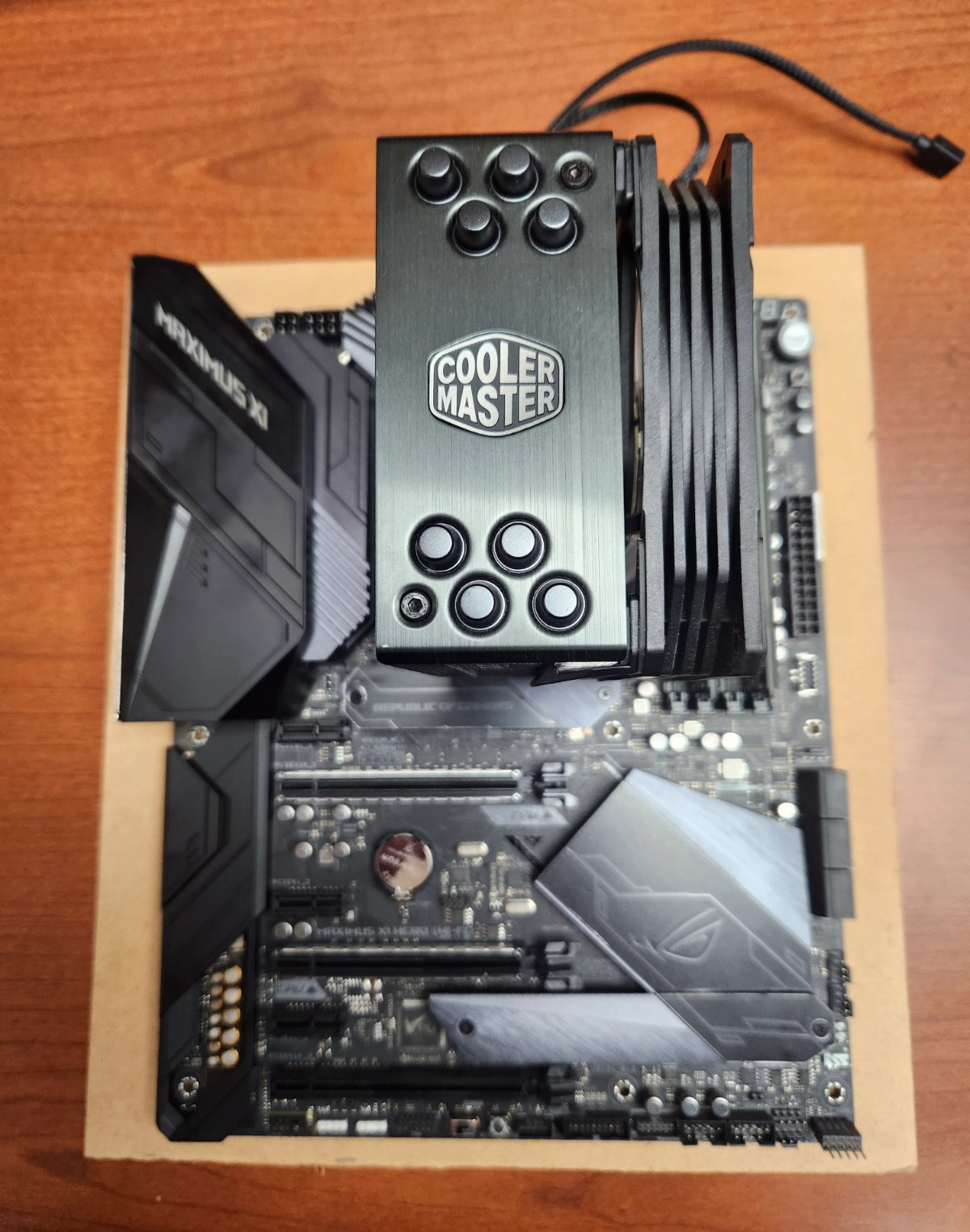 ASUS ROG Maximus XI Hero WiFi Z390 i7-8700K 32GB DDR4-3200 LGA1151 CPU Combo