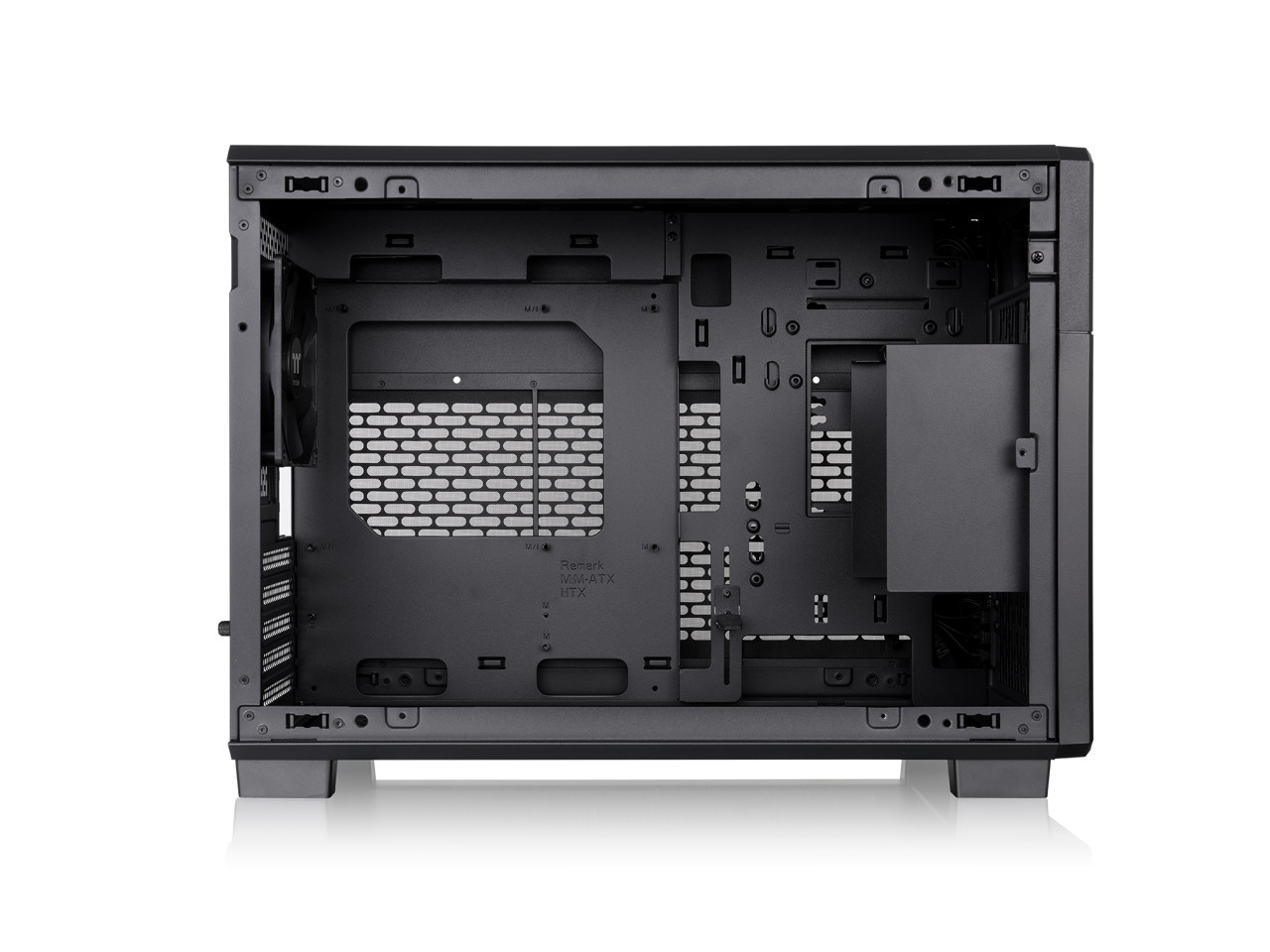 Thermaltake TR200; Preinstalled 6.0 Inch LCD Screen; Micro Chassis; 1x120mm PWM