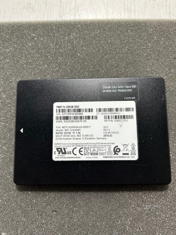 SAMSUNG 256GB SSD PM871b