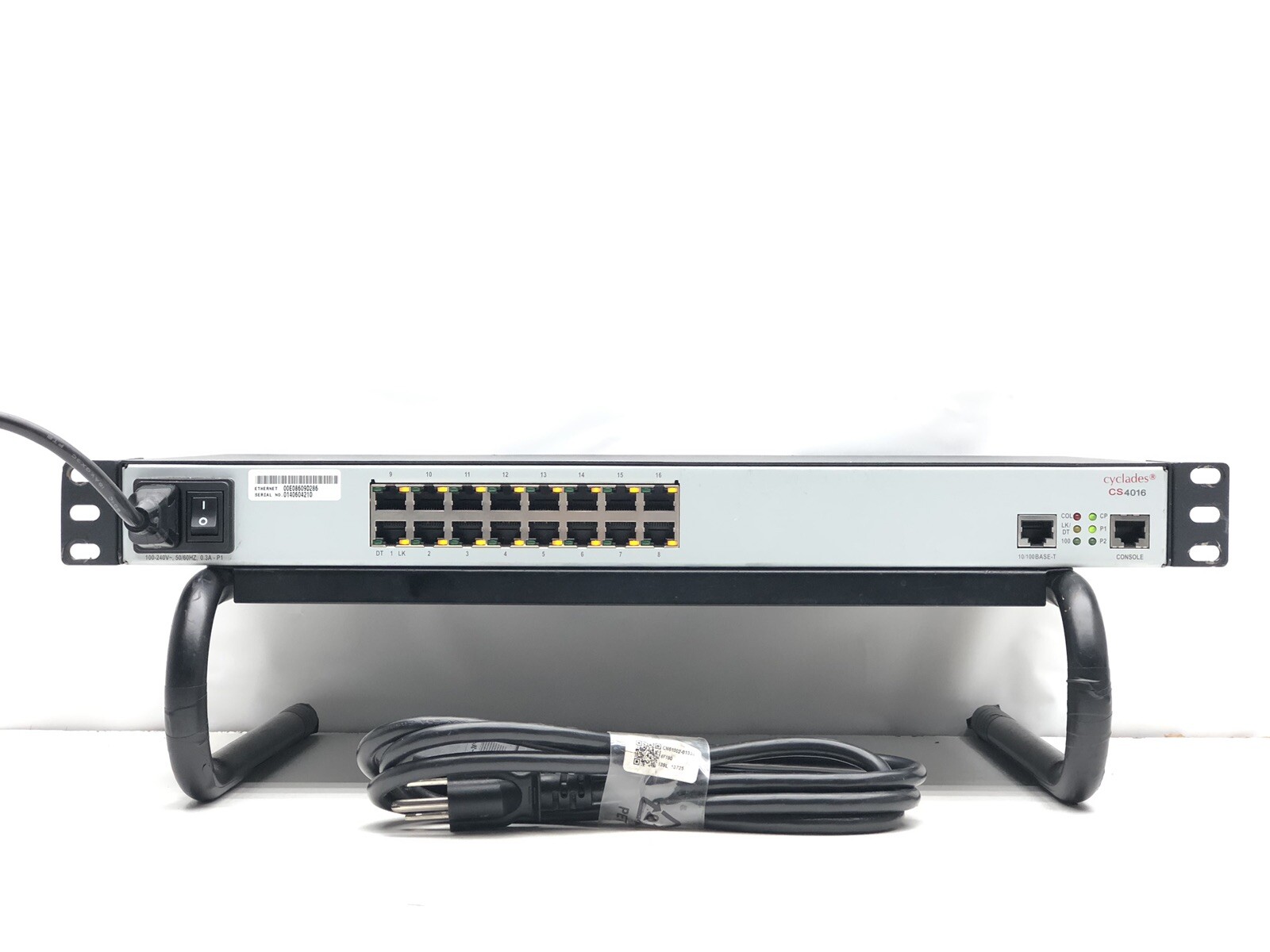 Avocent CS4016 Cyclades CS 16 Port Serial External Console Server