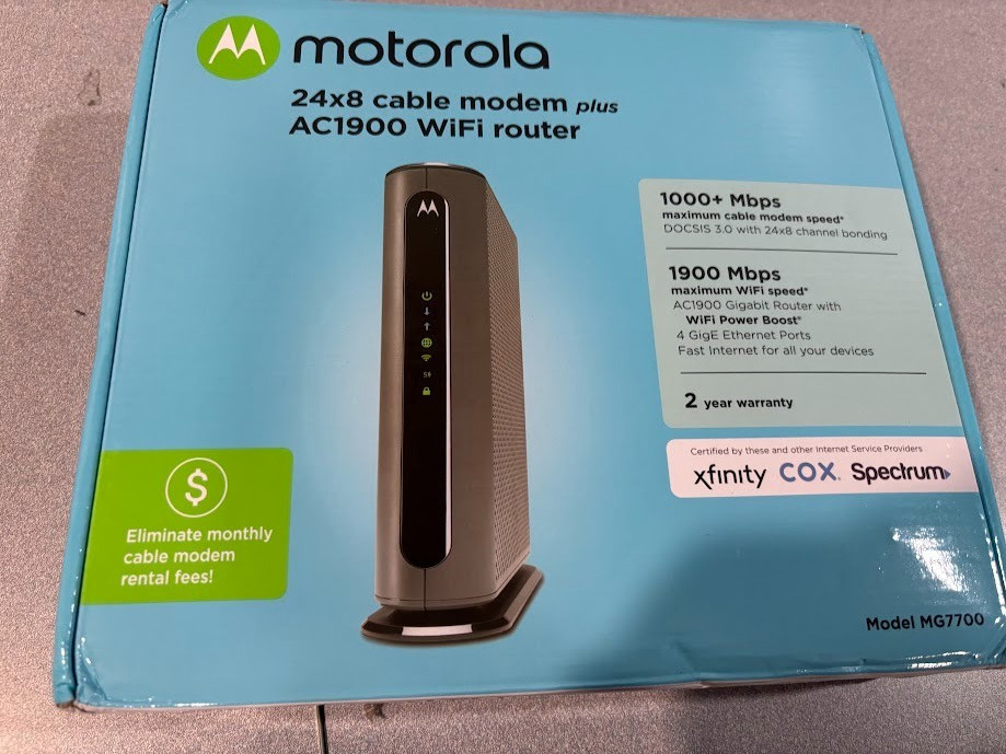 Motorola MG7700 DOCSIS 3.0 24x8 Cable Modem AC1900 WiFi Router Black