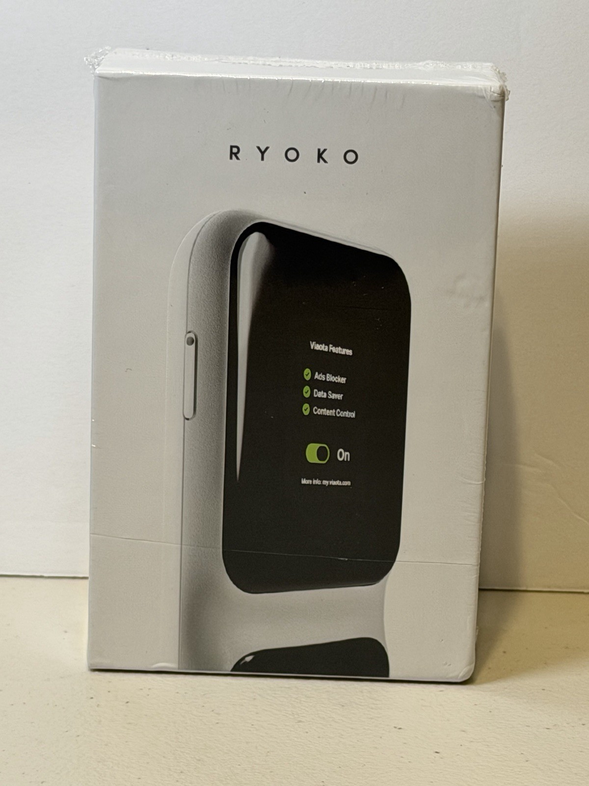 Ryoko Pro High-Speed Portable 4G LTE Wi-Fi Router- New