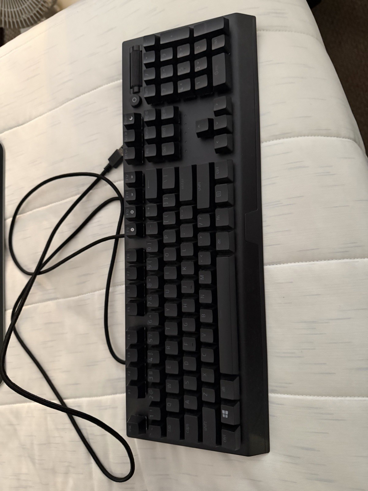 Razor Black Widow V3 Gaming Keyboard Razor Green Switch With RGB capability