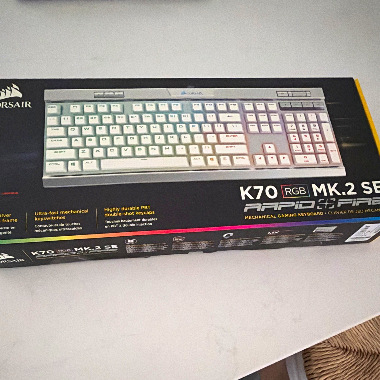 Corsair K70 RGB MK.2 SE RAPIDFIRE Mechanical Illuminated Keyboard White/Silver