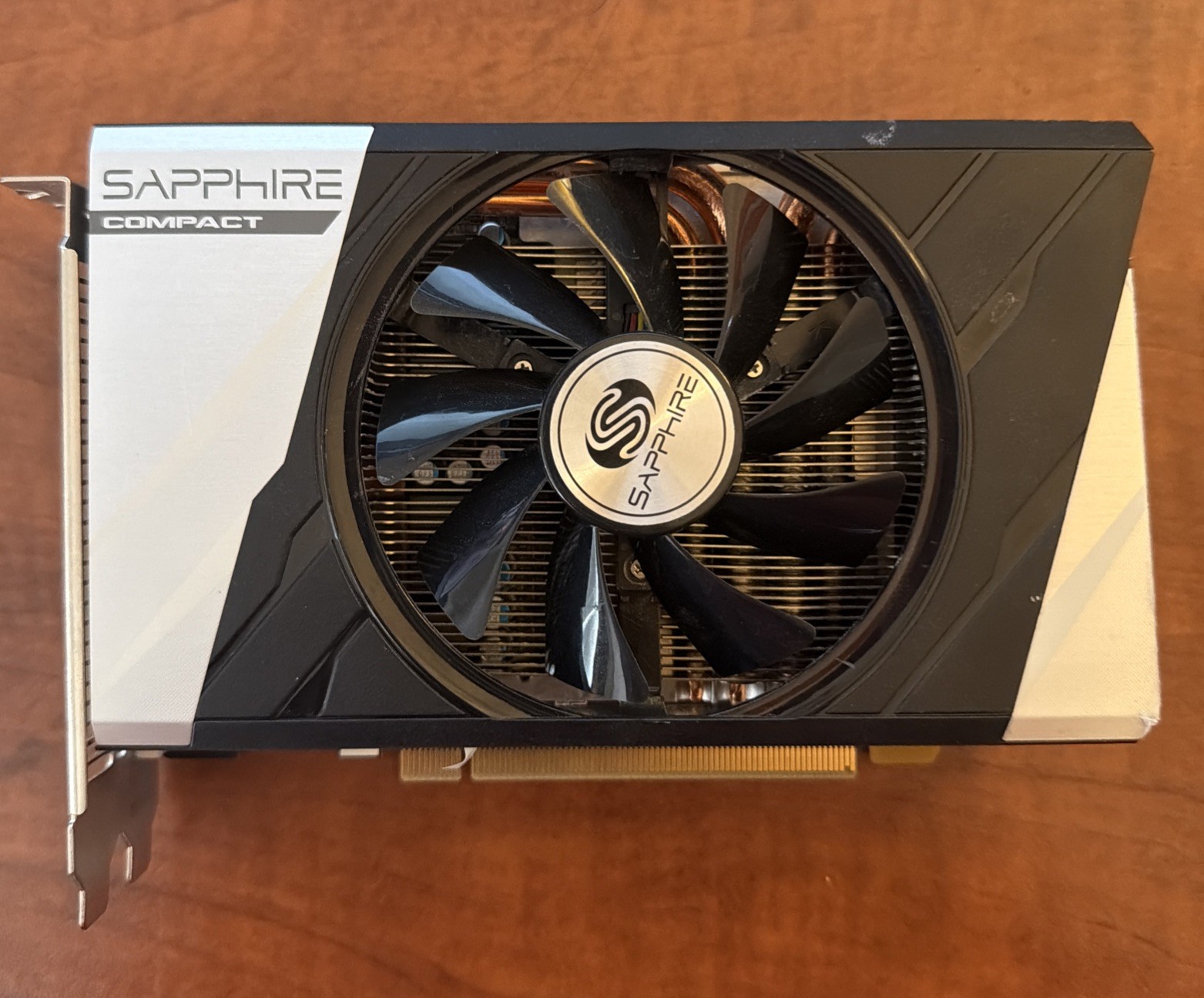 Sapphire Radeon R9 380 2GB GDDR5 GPU ITX Compact Edition - Fresh Thermal Paste